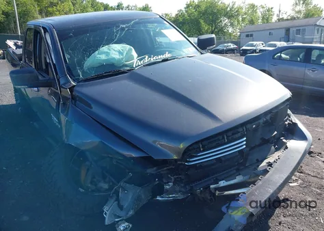 2014 Ram 1500 Big Horn z USA, uszkodzony, nr VIN 1C6RR7GGXES444675